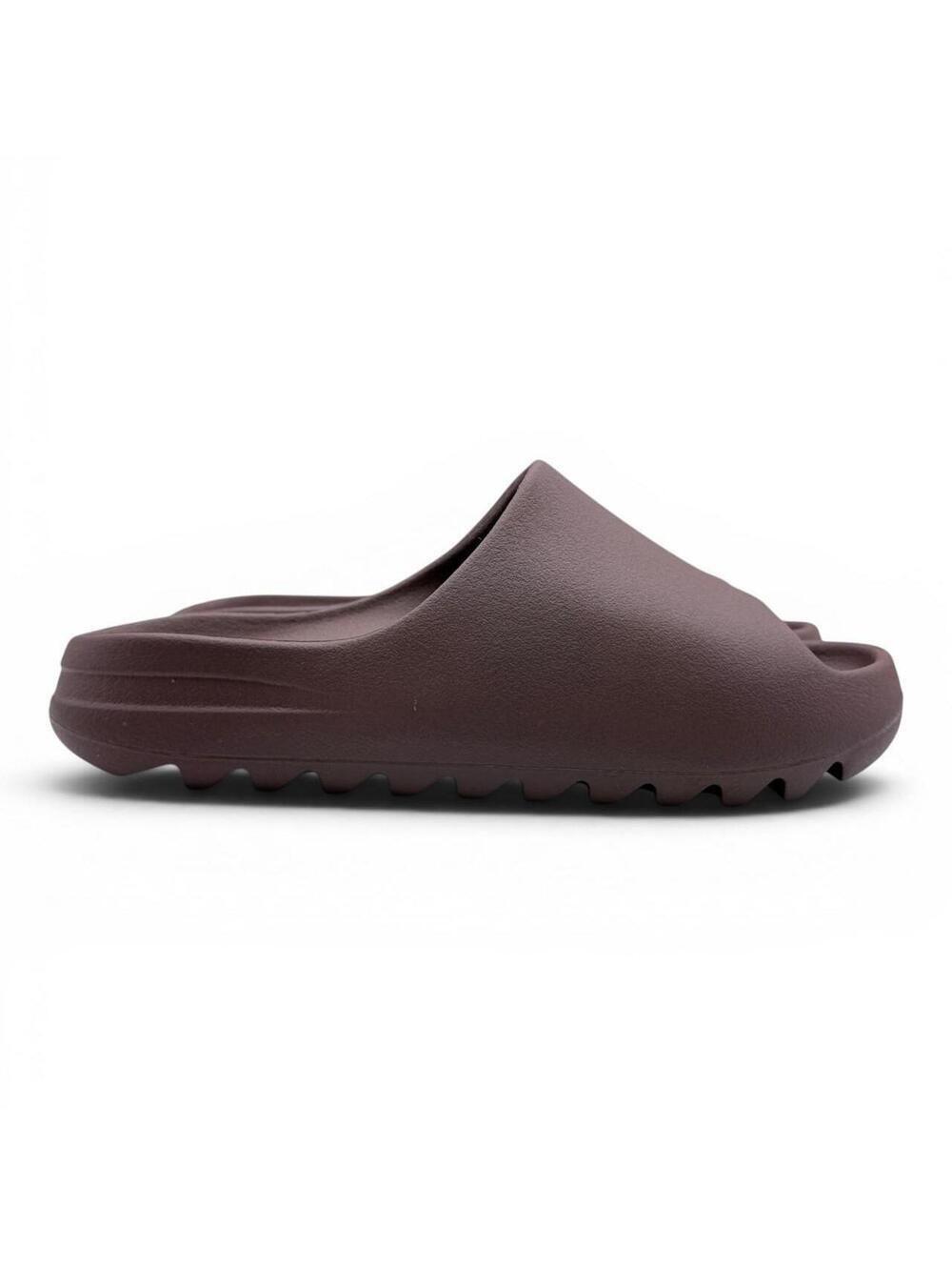YZY YS-01 Fudge Slides Sizes 4-16 - Picture 4 of 7